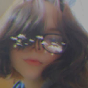 Meet your Posher, Desiree